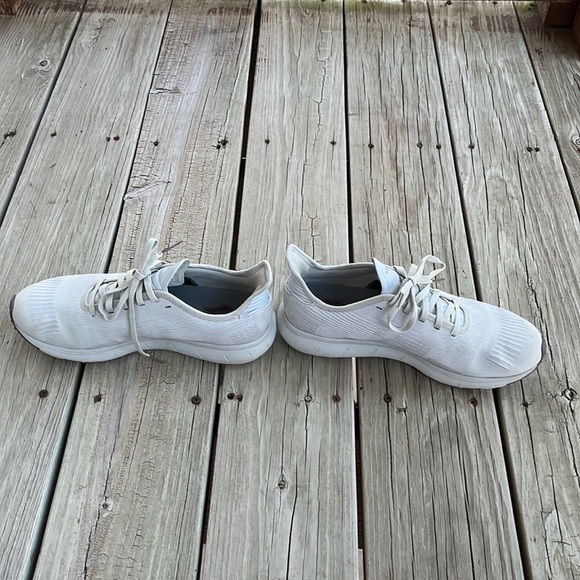 Brooks Pure Beat running shoes - Picture 4 of 5